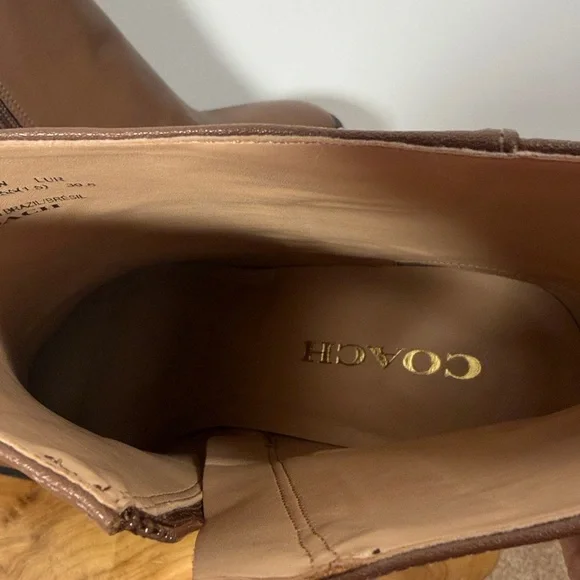 NWT Coach Brown Shana Booties - Picture 9 of 12